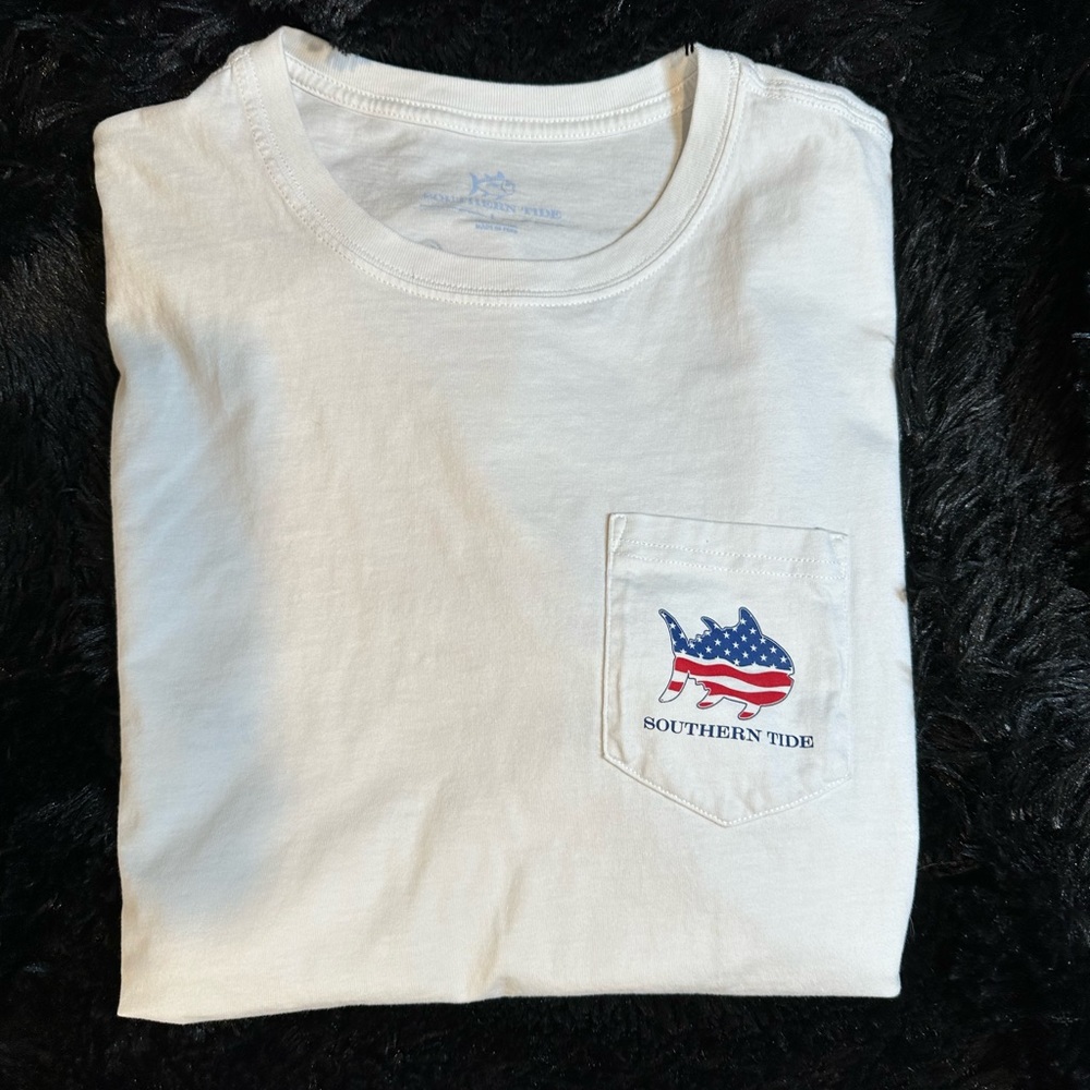 Southern tide pocket tee